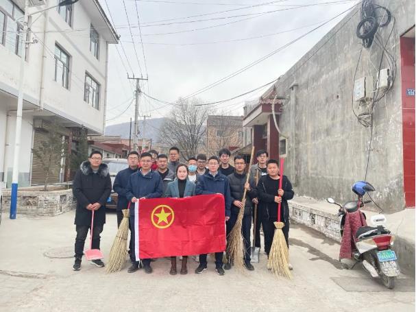 乐动在线官网-乐动在线（中国）
团委开展“学雷锋义务清扫活动”(图3)