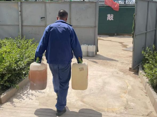 乐动在线官网-乐动在线(中国)
城东污水处理公司扎实推进危险废物规范化处置(图3) 乐动在线官网-乐动在线(中国)
城东污水处理公司扎实推进危险废物规范化处置(图3)