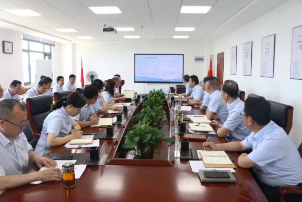 乐动在线官网-乐动在线(中国)
召开党委理论中心组集体学习会议(图2) 乐动在线官网-乐动在线(中国)
召开党委理论中心组集体学习会议(图2)